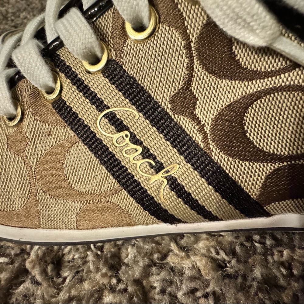 Coach Women's FOLLY classic Tan and Black Signature Sneakers - Picture 8 of 14